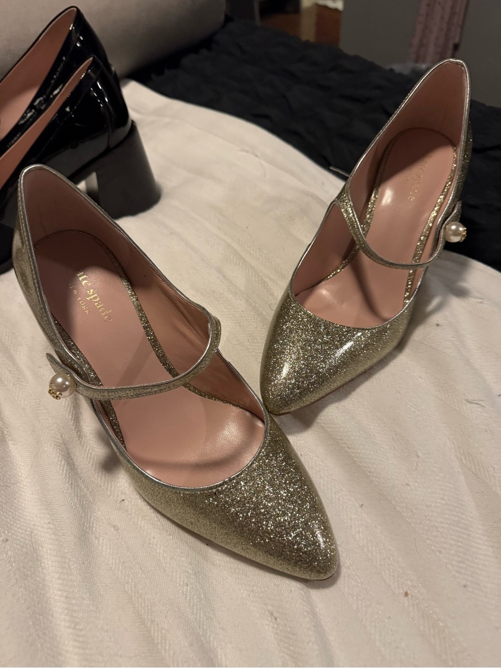 kate spade maren Gold Glitter Mary Jane Heels with Pearl Button size 9 NWOT